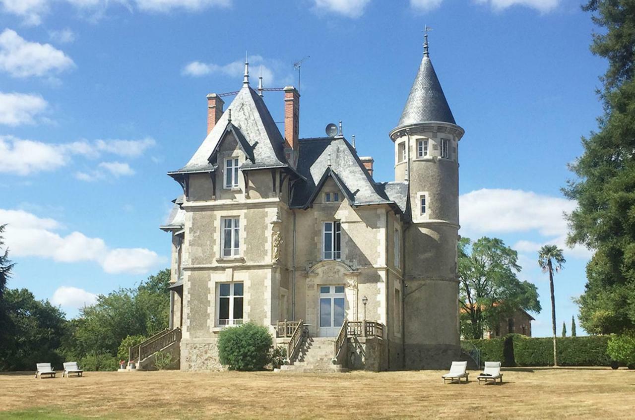 Chateau Breduriere Moutiers-sur-le-Lay エクステリア 写真